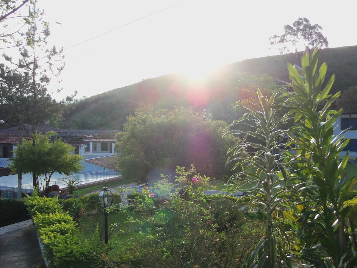 Hotel Miguel Pereira Exterior photo
